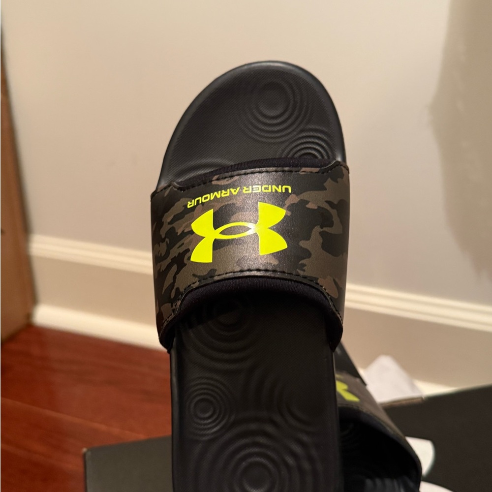 Under Armour Yellow and Black Sporty Sandals